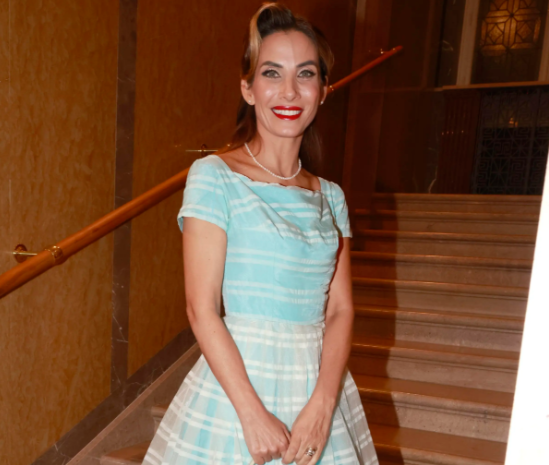 Eva Decastelo k nepoznání: z brunetky blondýnkou, kila jdou dolů a po jejím boku je nový muž