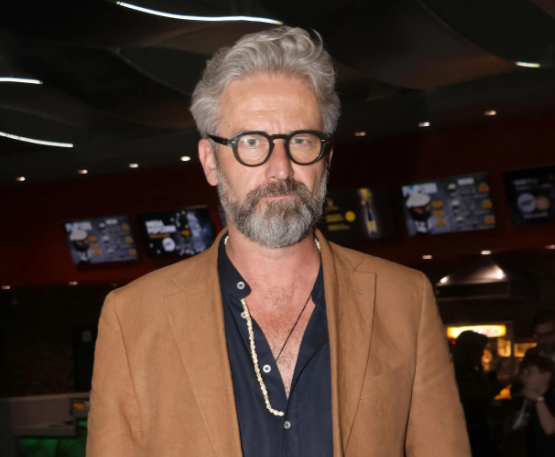 Ze syna Romana Zacha vyrostl idol mladých dívek. Vztah s tátou získal nový rozměr až ve chvíli, kdy se odstěhoval