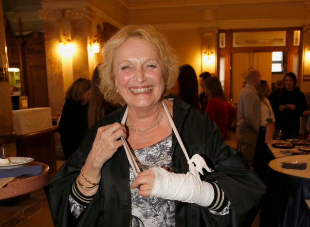 Dcera Ondřeje Vetchého je krásná po mamince. Rebeka zazářila už v dětství, zahrála si i po boku slavného táty